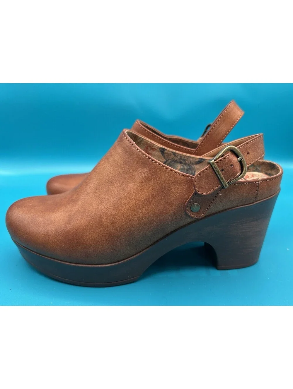 NIB B. O. C. Adele Cognac Brown Leather Clogs Chunky Platform Heel Size 9.5